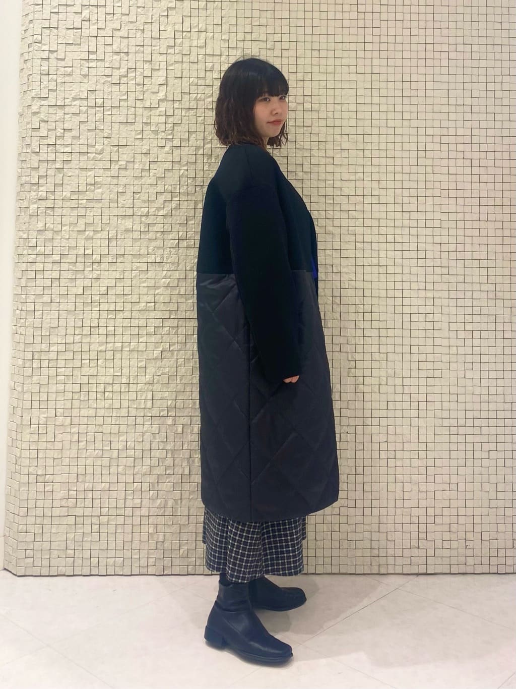 KARENさんの「INDIVI｜【セレモニーにおすすめ！】パール調トップネックレス」を使ったコーディネート