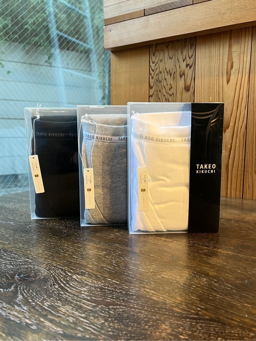 かずさんの「TAKEO KIKUCHI｜【MADE IN　JAPAN】ベーシック　半袖クルーネック Tシャツ」を使ったコーディネート