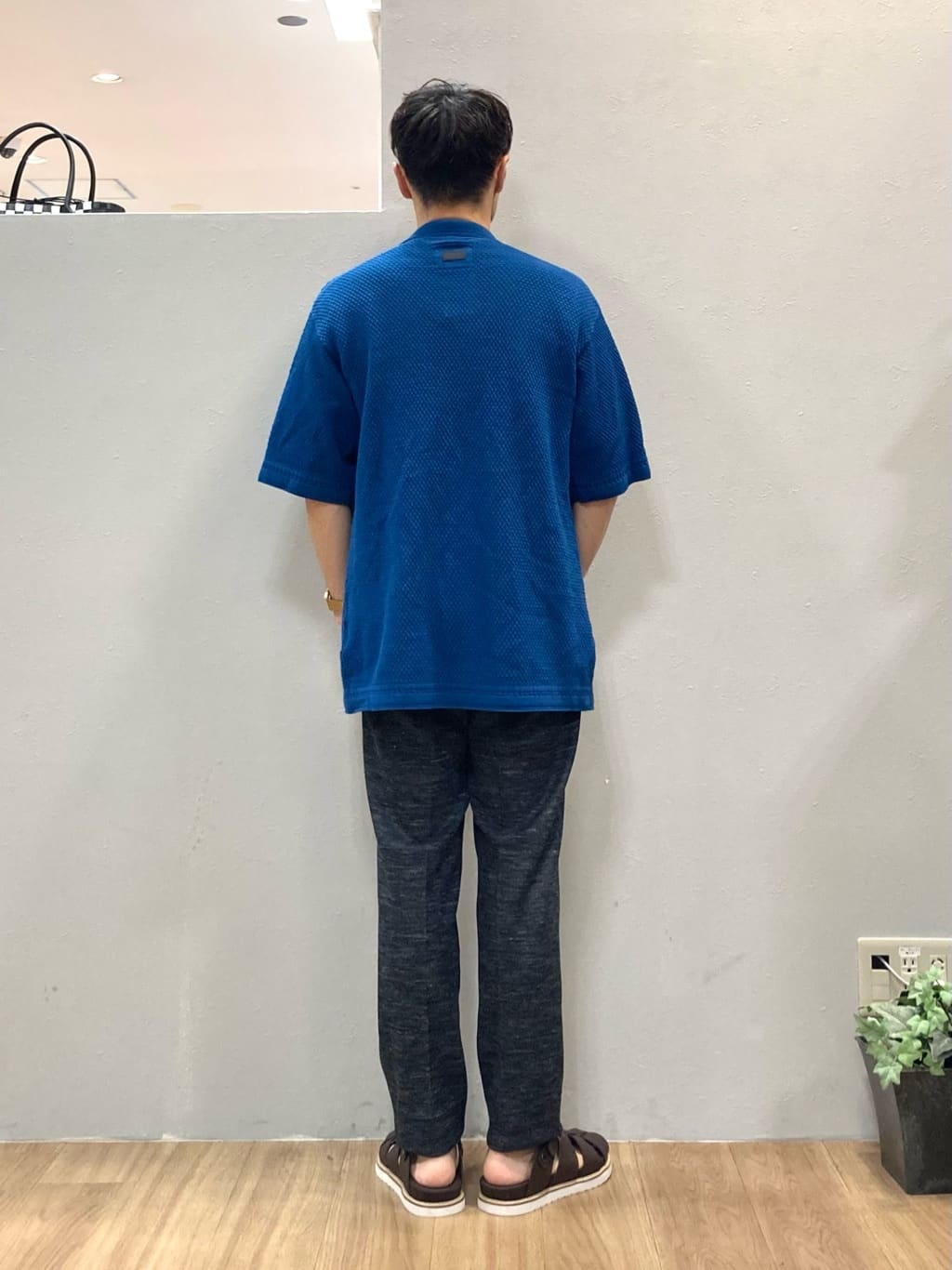 シュンさんの「TAKEO KIKUCHI｜【尾州織】リネンブレンド メッシュパンツ」を使ったコーディネート
