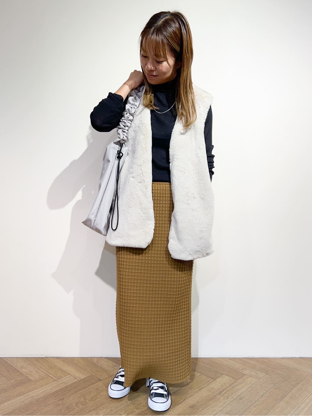 meeさんの「OPAQUE.CLIP｜CONVERSE キャンバス オールスター HI」を使ったコーディネート