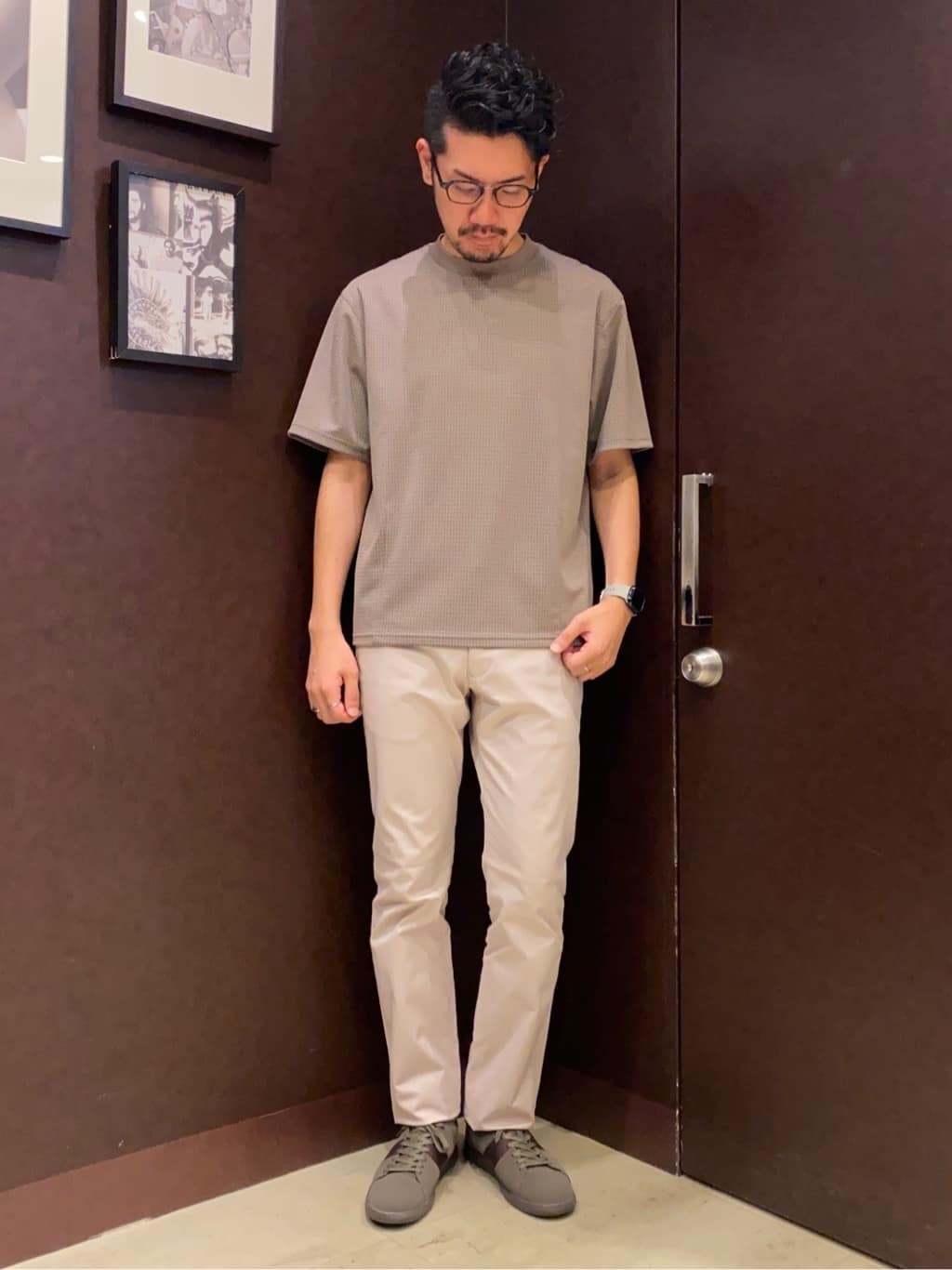 shuheiさんの「TAKEO KIKUCHI｜【全7サイズ&times;8色展開！】トップマルチヘリンボン パンツ」を使ったコーディネート