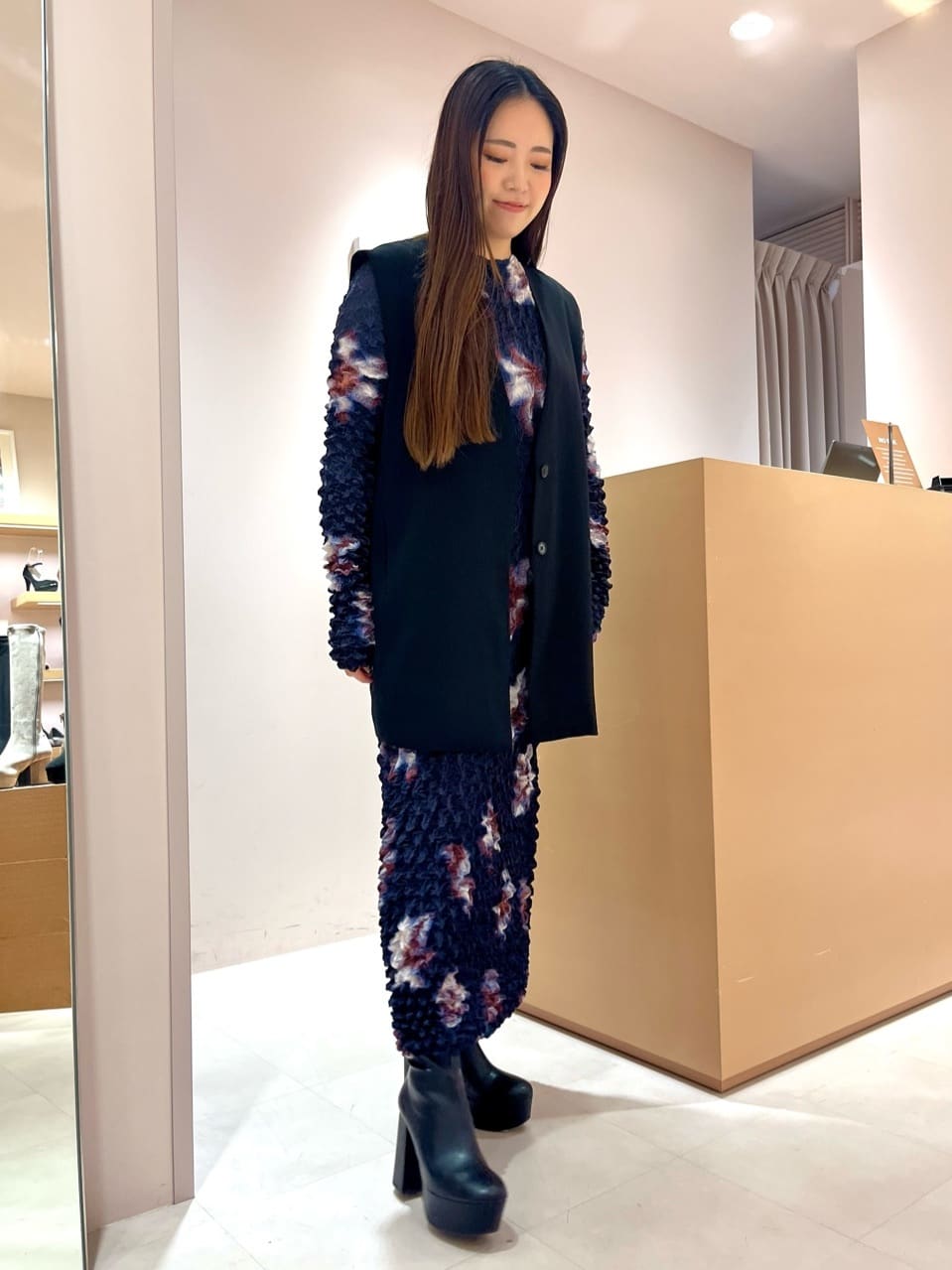 aya.oさんの「ESPERANZA｜ラク盛りショートブーツ」を使ったコーディネート