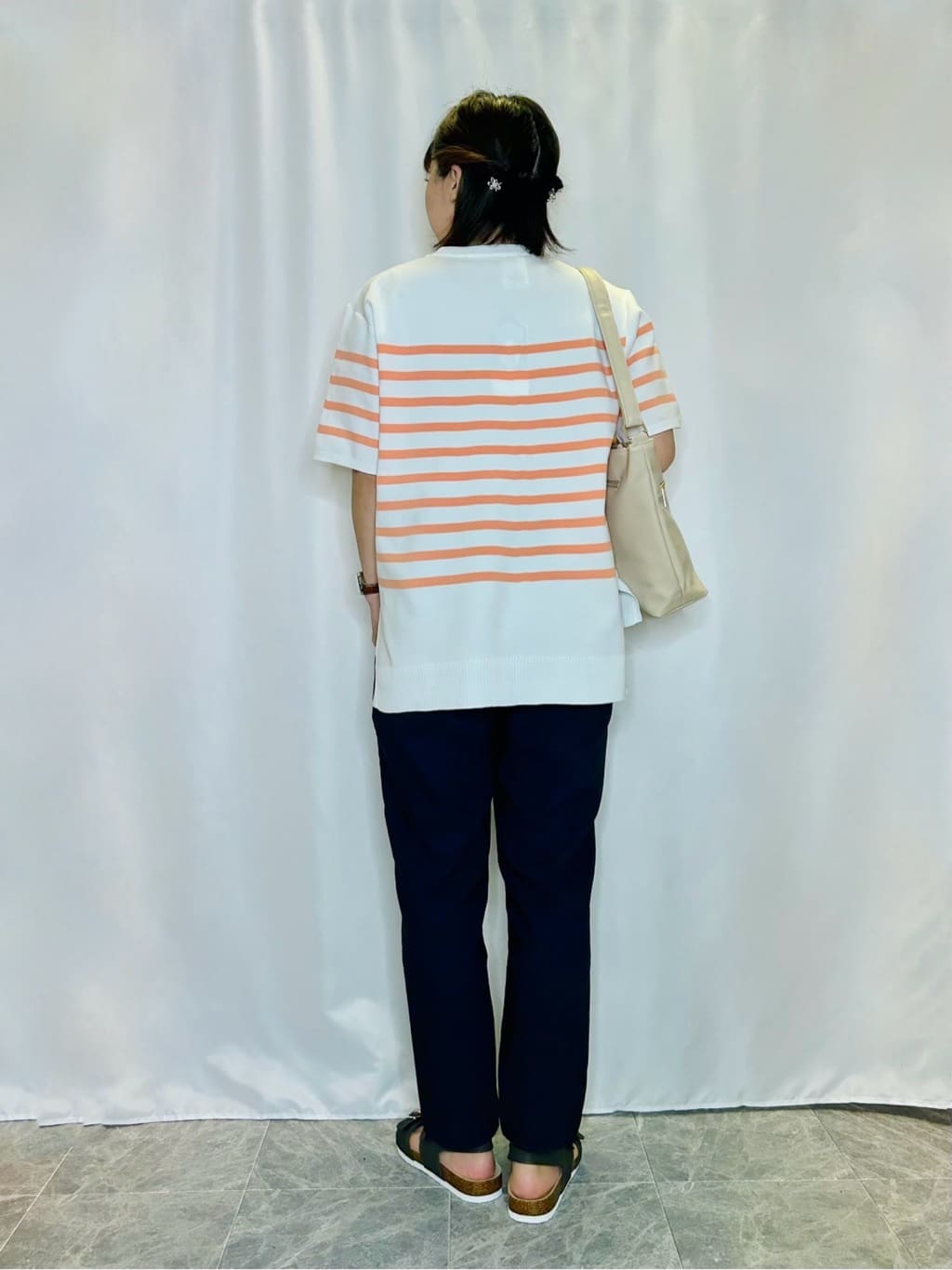 ネリさんの「SHOO･LA･RUE｜【SS-3L/無理せずスリム】 ぐんぐん伸びる イージーテーパードパンツ」を使ったコーディネート