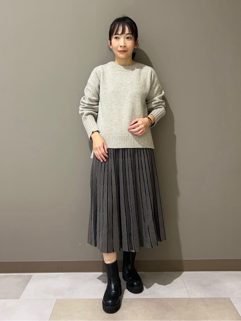 hattoriさんの「INDIVI｜【定番人気！/名品コート/日本製】ウール100%チェスターコート」を使ったコーディネート