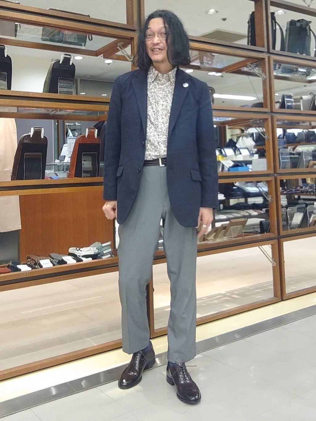 かしげるさんの「TAKEO KIKUCHI｜ストレートチップシューズ[ メンズ ビジネス シューズ 結婚式 ]」を使ったコーディネート
