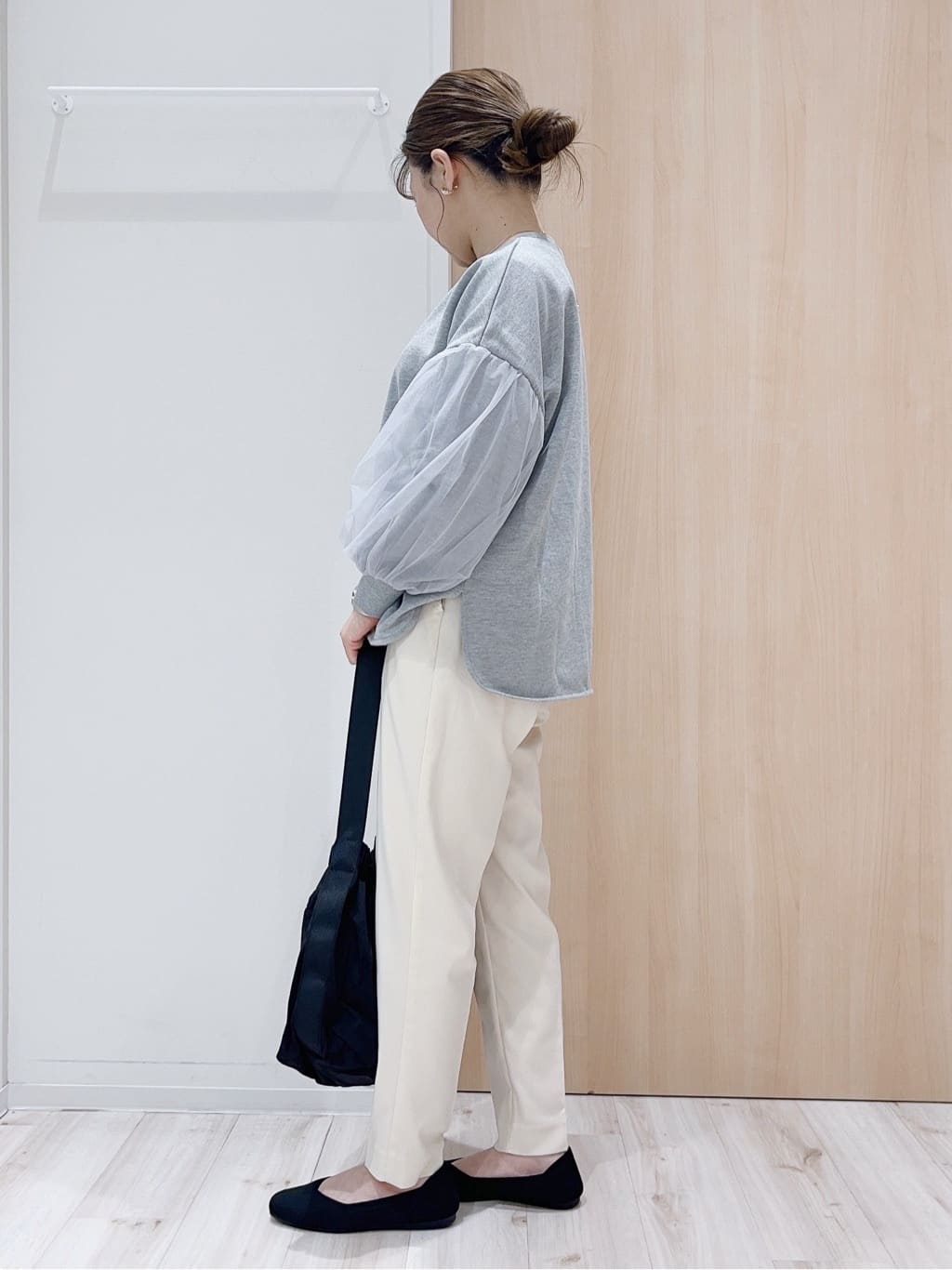 かんちゃんさんの「SHOO･LA･RUE｜【洗える/SS-3L】すっきりキレイにかっこよく 大人のテーパードパンツ」を使ったコーディネート