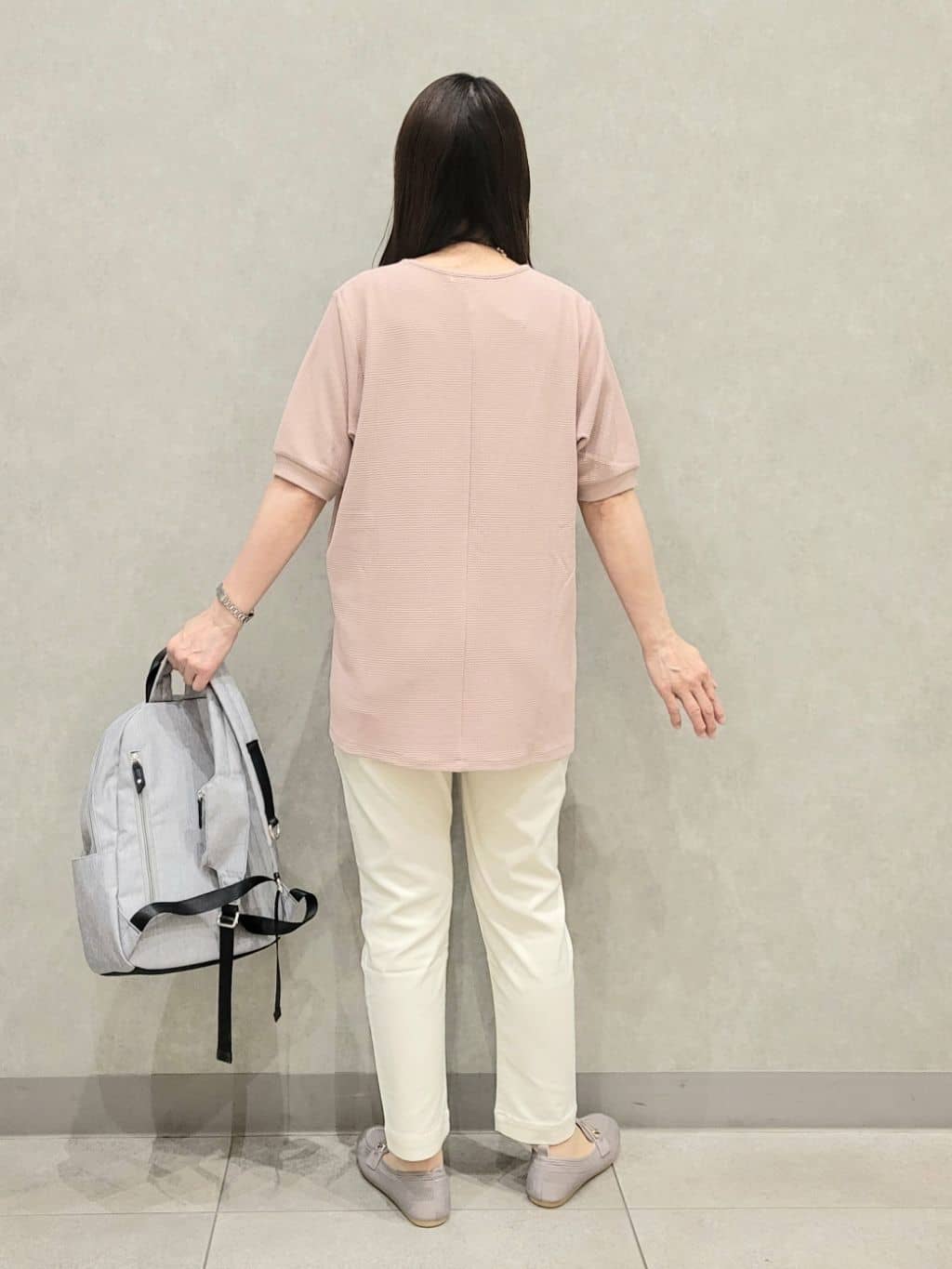 ユウさんの「SHOO･LA･RUE｜【SS-3L/無理せずスリム】 ぐんぐん伸びる イージーテーパードパンツ」を使ったコーディネート