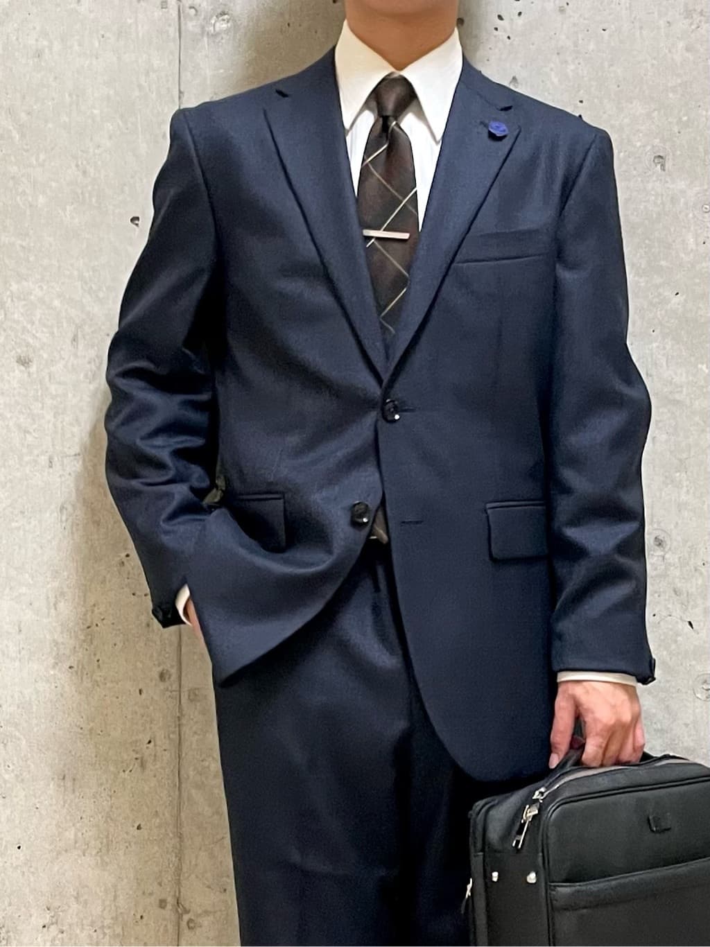 すずきさんの「TAKEO KIKUCHI｜ドビーストライプ ビジネス シャツ」を使ったコーディネート