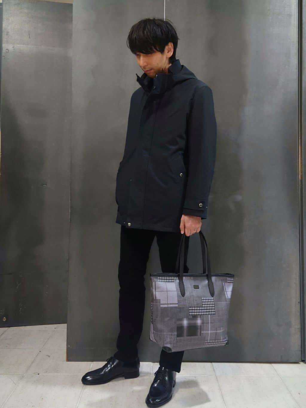 kawamuさんの「TAKEO KIKUCHI｜【Sサイズ～】ストレッチ デニム パンツ」を使ったコーディネート