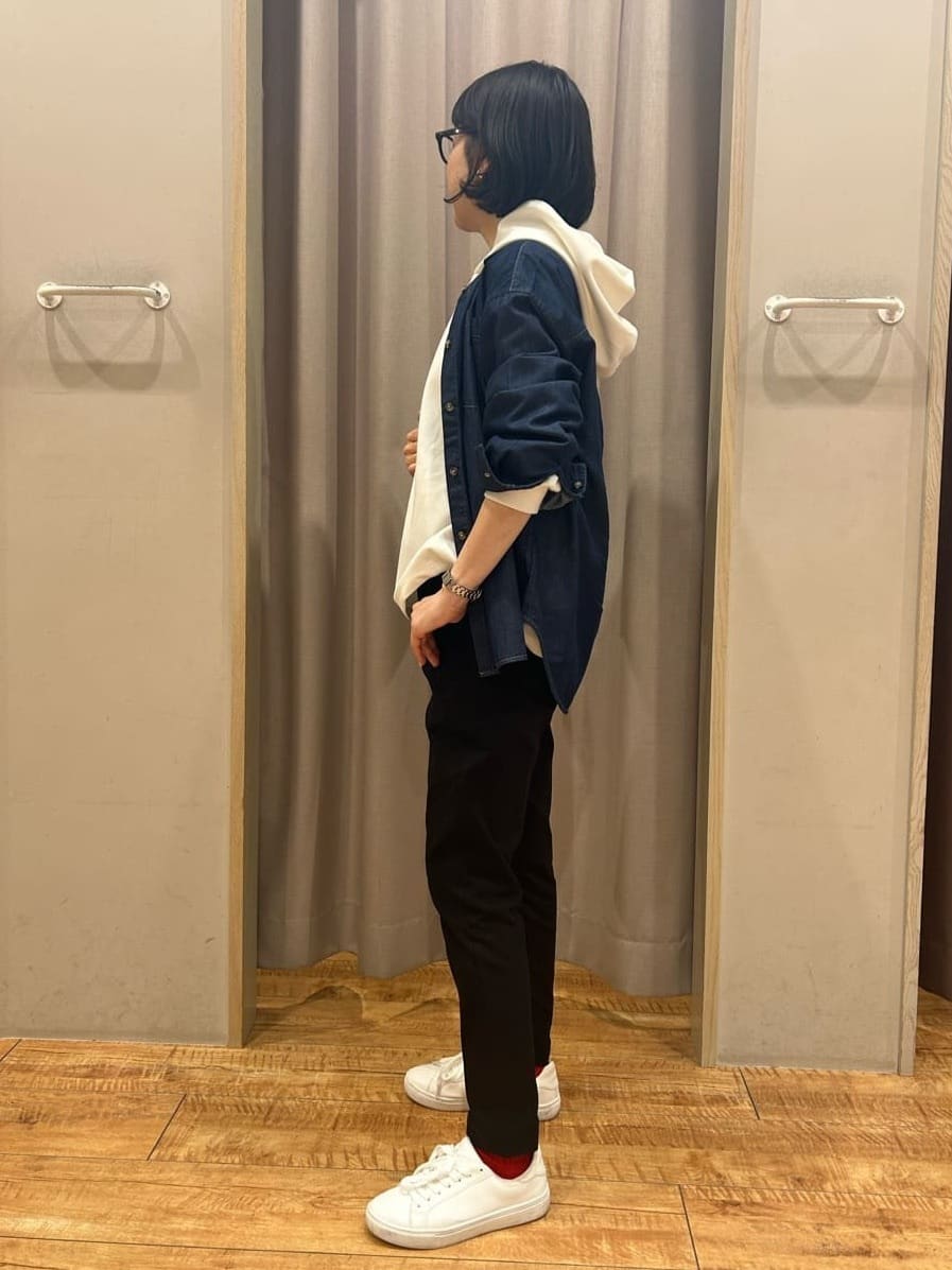 じゅのさんの「SHOO･LA･RUE｜【SS-3L/無理せずスリム】 ぐんぐん伸びる イージーテーパードパンツ」を使ったコーディネート