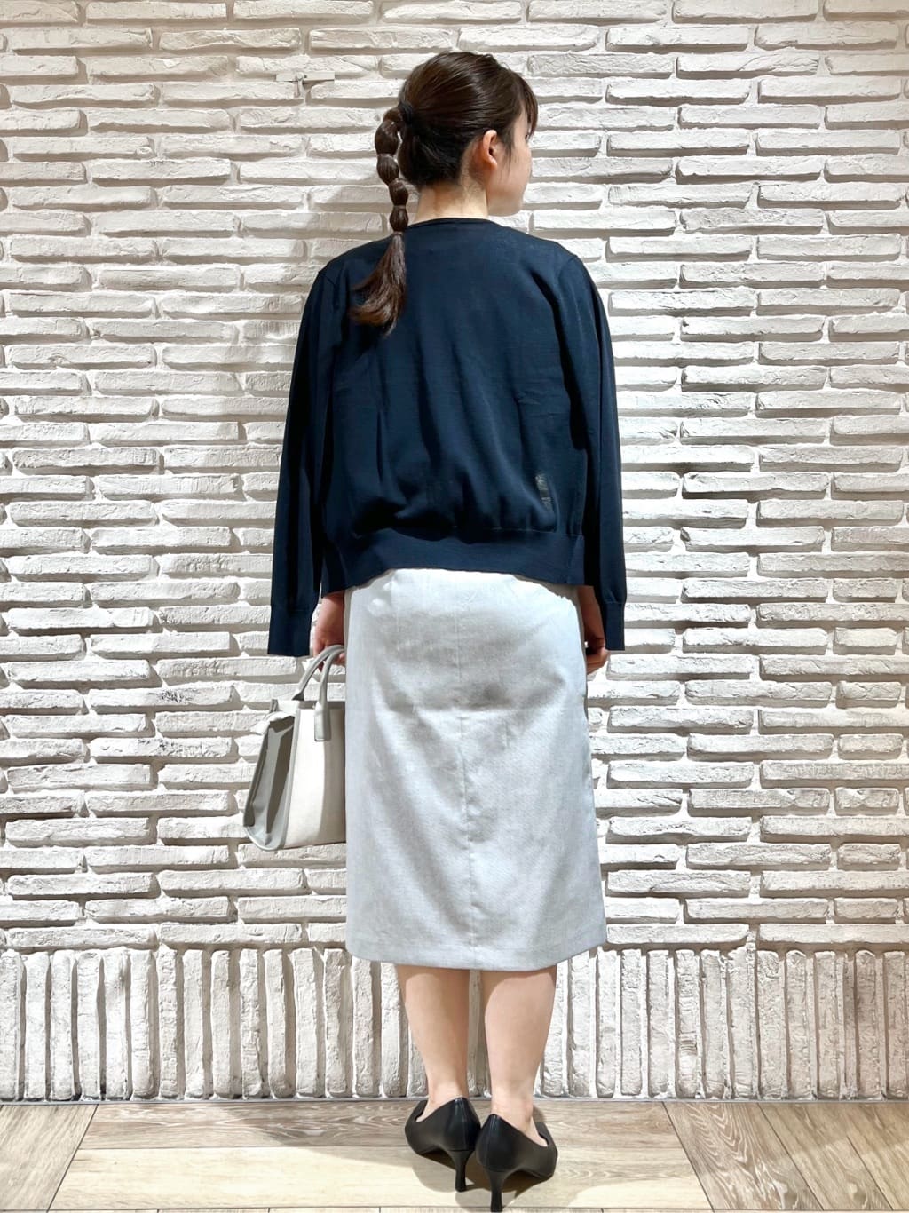  まるみさんの「index｜【抗菌防臭加工/7cmヒール】ベーシックパンプス/通勤対応」を使ったコーディネート