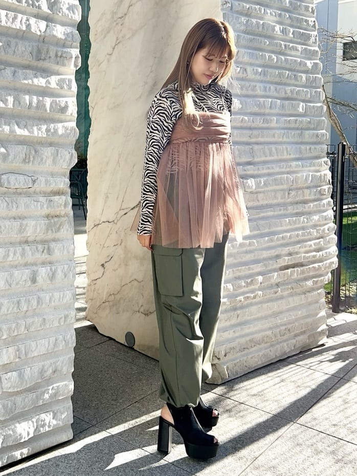 ayaさんの「ESPERANZA｜厚底ラク盛りブーツヒールサンダル」を使ったコーディネート