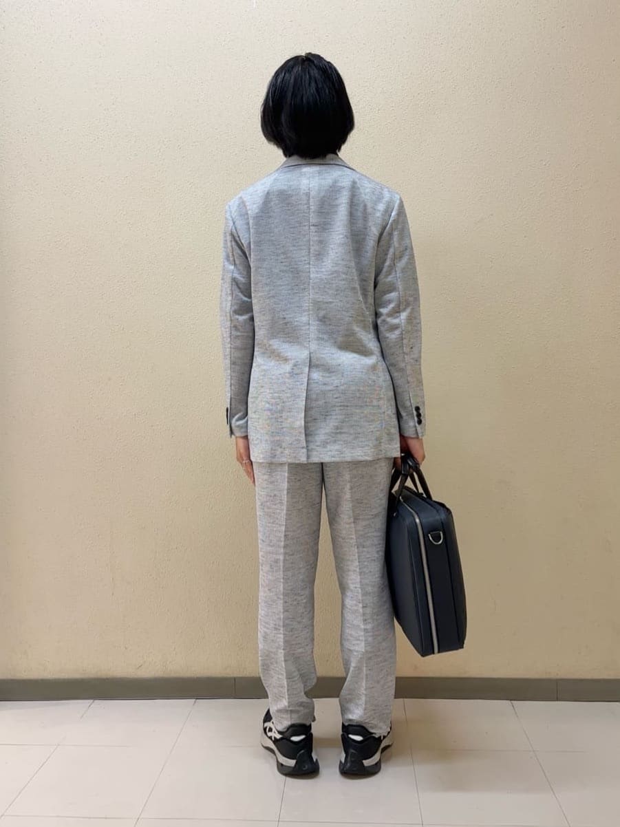 及川さんの「TAKEO KIKUCHI｜【尾州織】リネンブレンド メッシュ ジャケット」を使ったコーディネート