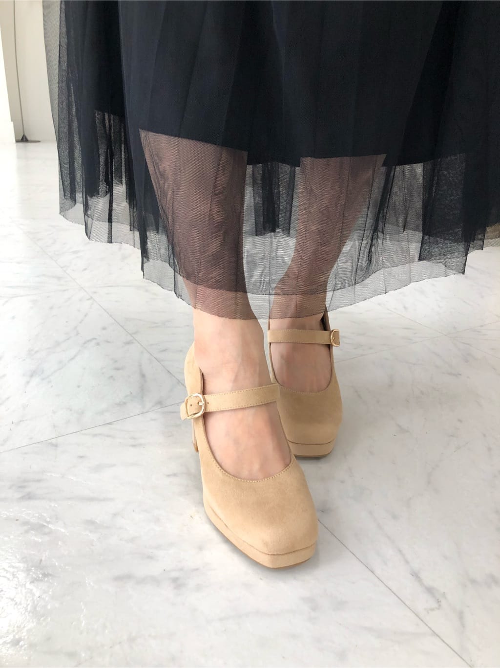 re__さんの「ESPERANZA｜メッキプレートヒールストラップパンプス」を使ったコーディネート