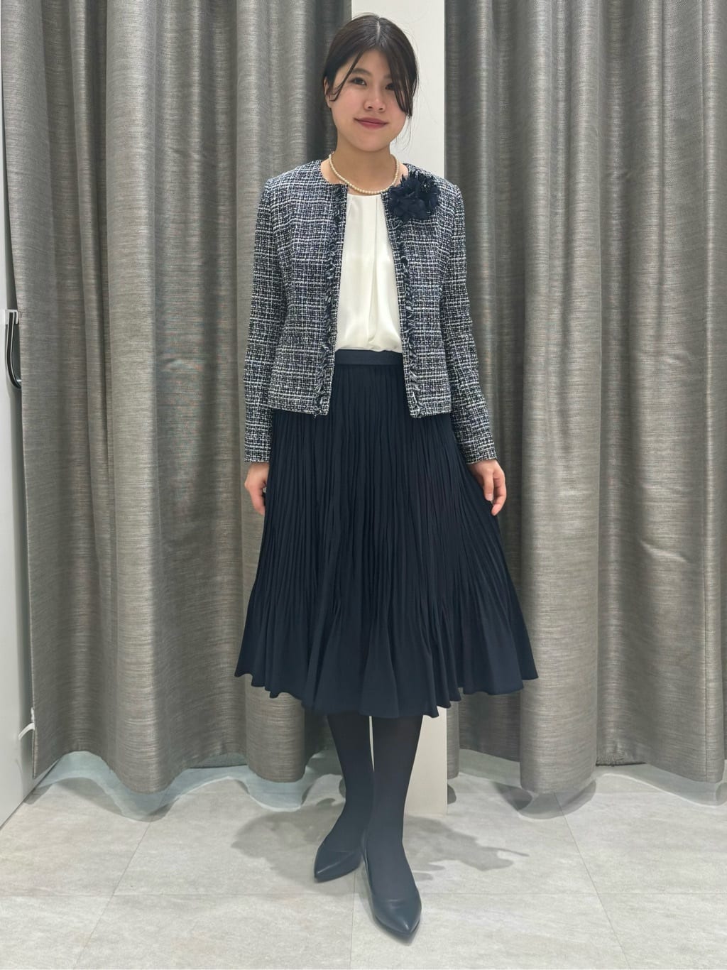 nanaさんの「UNTITLED｜【追加/日本製】ブーケフラワーコサージュ」を使ったコーディネート