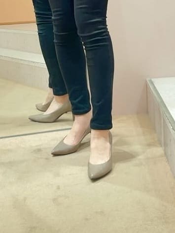 kaoriさんの「ESPERANZA｜12時間パンプスEveryDayPlane「約7.5cmヒール」」を使ったコーディネート
