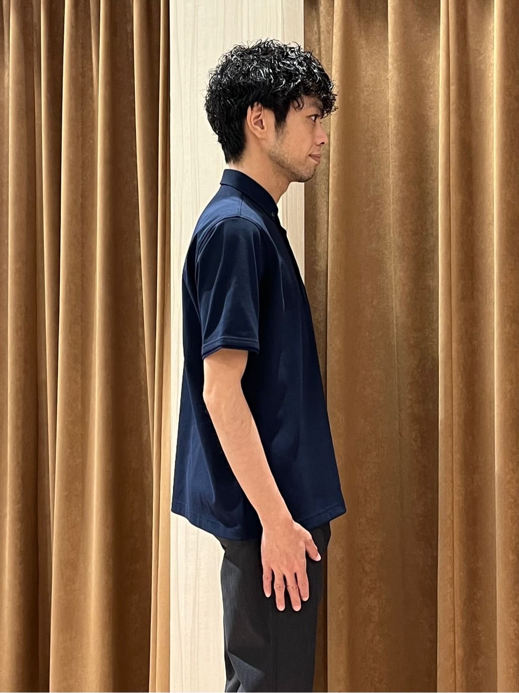 URAさんの「TAKEO KIKUCHI｜【全7サイズ&times;8色展開！】トップマルチヘリンボン パンツ」を使ったコーディネート