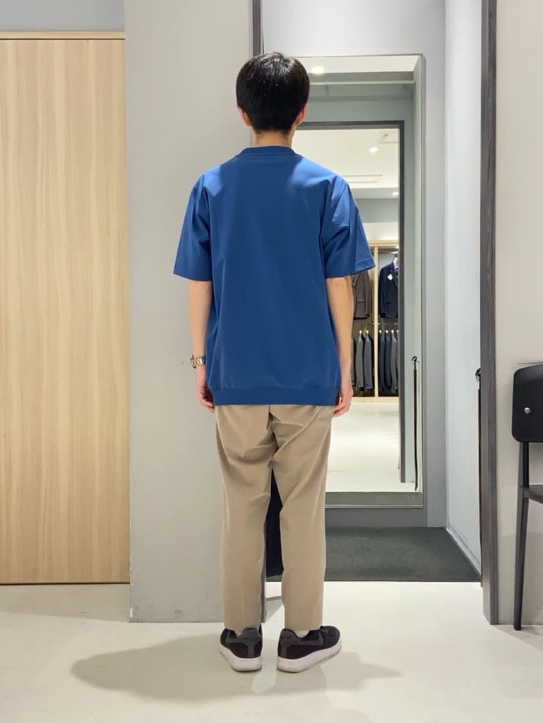 わいずみさんの「TAKEO KIKUCHI｜【抗菌防臭／5サイズ展開】ハイゲージポンチ Tシャツ」を使ったコーディネート