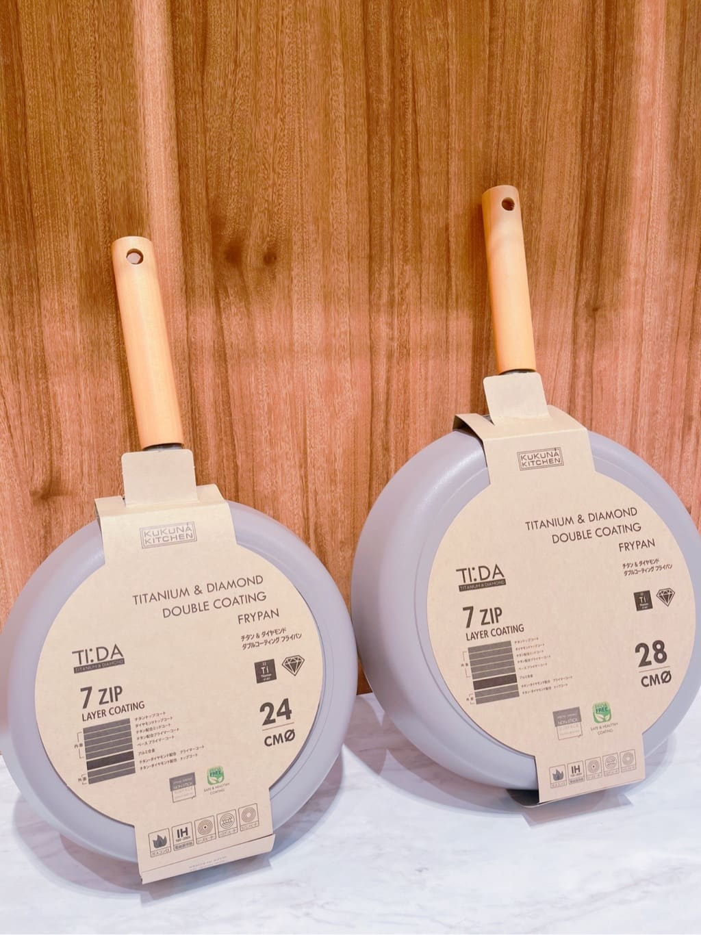 アリオ川口さんの「212 KITCHEN STORE｜チタン＆ダイヤモンドＷコーティング フライパン24cm GY ＜TI：DA ティーダ＞」を使ったコーディネート