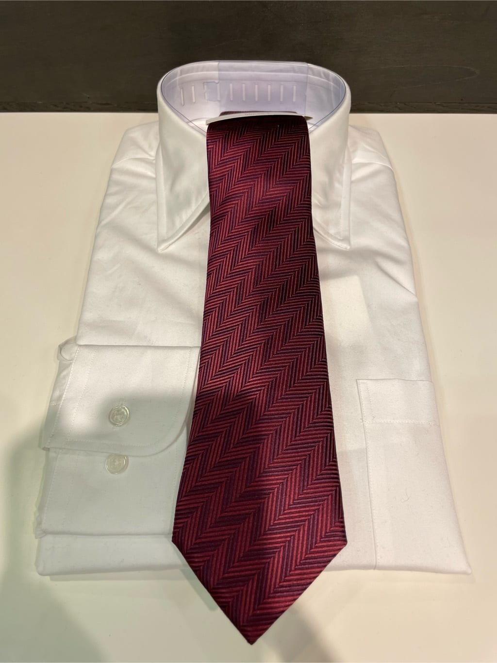 すずきさんの「TAKEO KIKUCHI｜【Made in JAPAN】矢絣（やがすり）シルクネクタイ」を使ったコーディネート