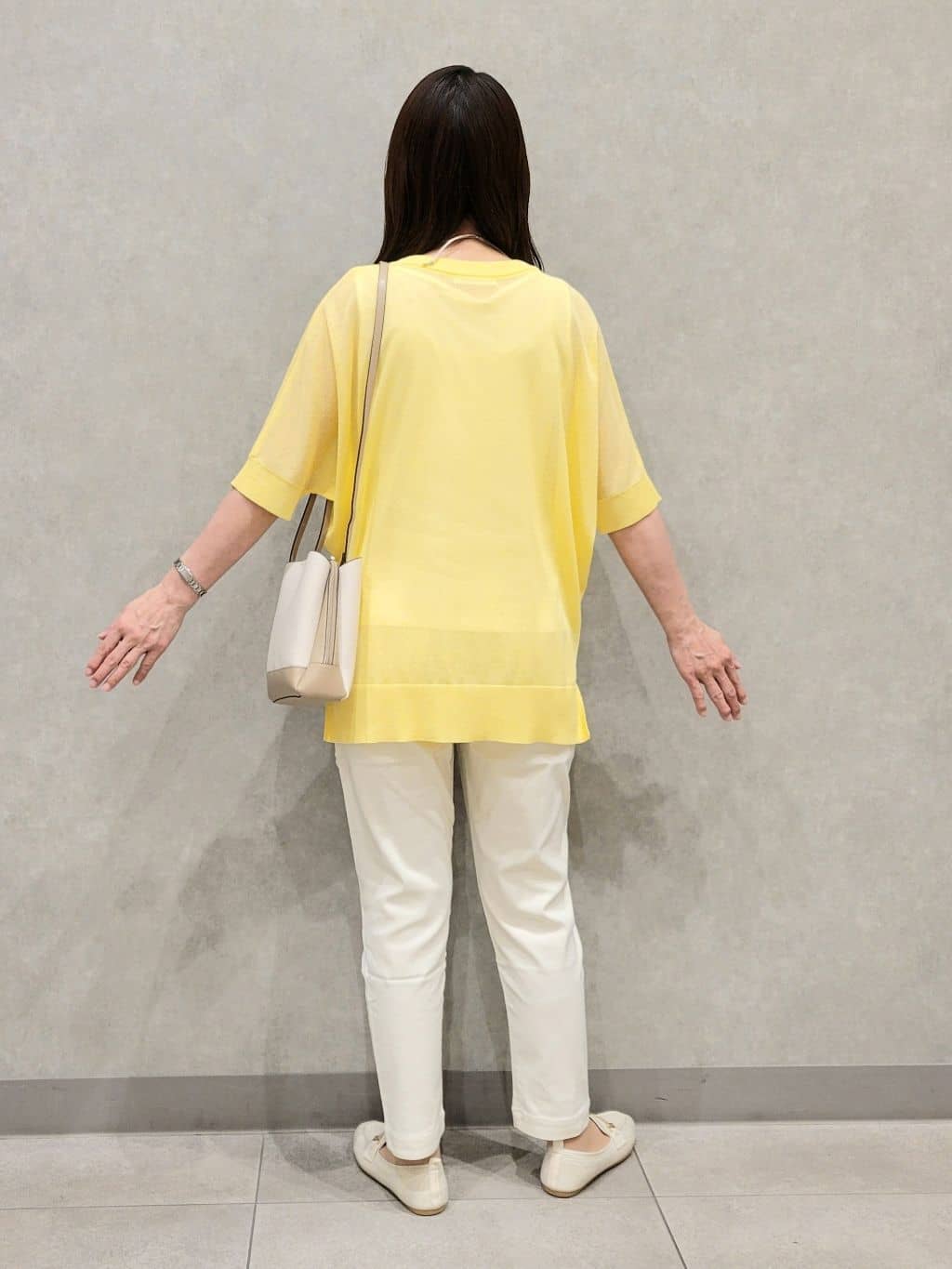 ユウさんの「SHOO･LA･RUE｜【SS-3L/無理せずスリム】 ぐんぐん伸びる イージーテーパードパンツ」を使ったコーディネート