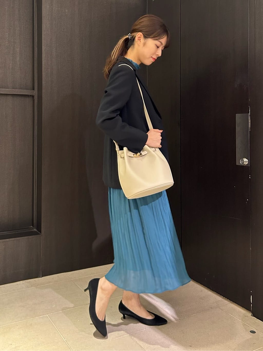 フジワラさんの「UNTITLED｜」を使ったコーディネート