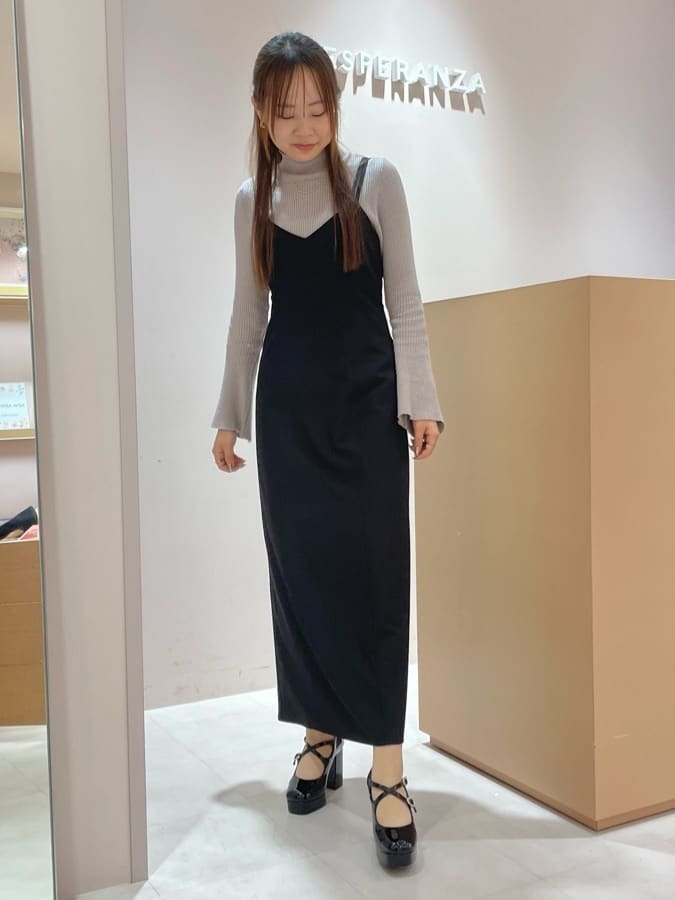 azusaさんの「ESPERANZA｜クロスダブルバックル厚底パンプス 結婚式二次会 パーティー 25SS」を使ったコーディネート