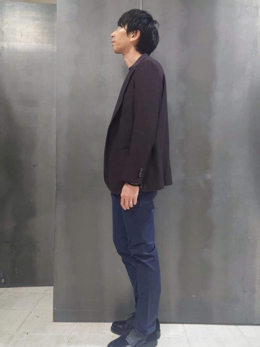 kawamuさんの「TAKEO KIKUCHI｜【全7サイズ&times;8色展開！】トップマルチヘリンボン パンツ」を使ったコーディネート