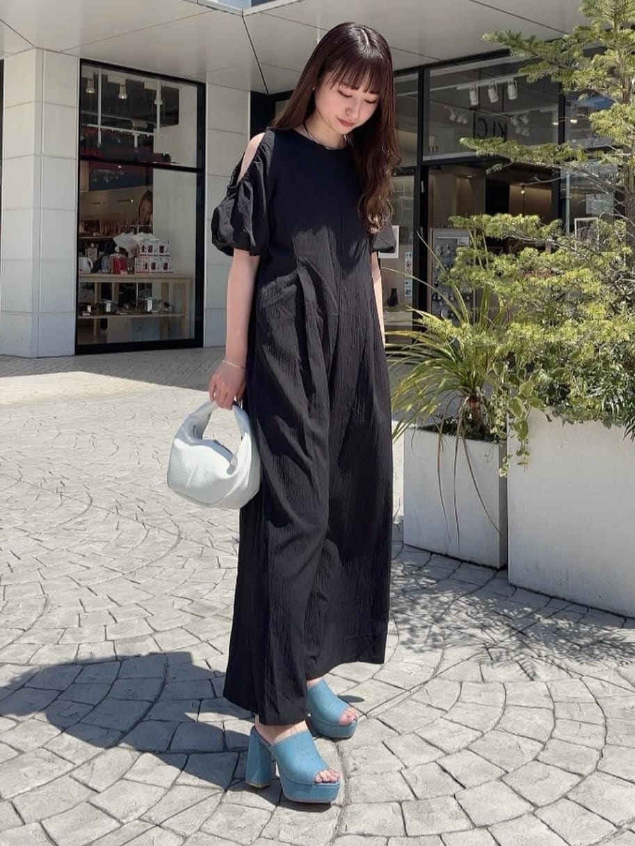 RINAさんの「ESPERANZA｜横型ワンハンドル手提げ」を使ったコーディネート