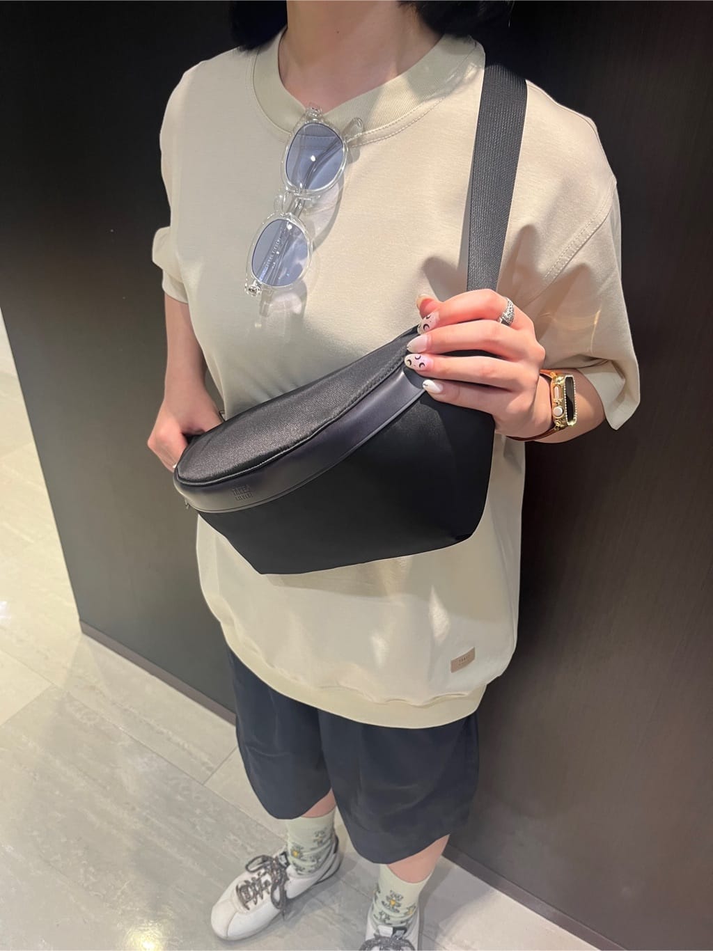 みちゃおさんの「TAKEO KIKUCHI｜【抗菌防臭／5サイズ展開】ハイゲージポンチ Tシャツ」を使ったコーディネート