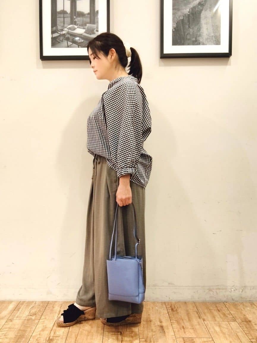SHOOLARUEさんの「SHOO･LA･RUE｜」を使ったコーディネート
