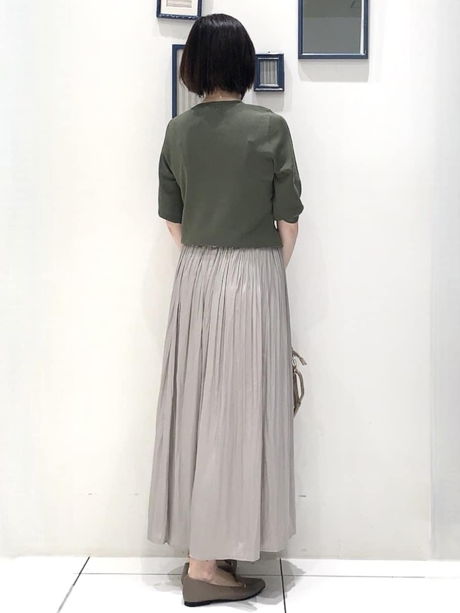 まぁさんさんの「grove｜メタルパーツローファーパンプス【晴雨兼用】」を使ったコーディネート