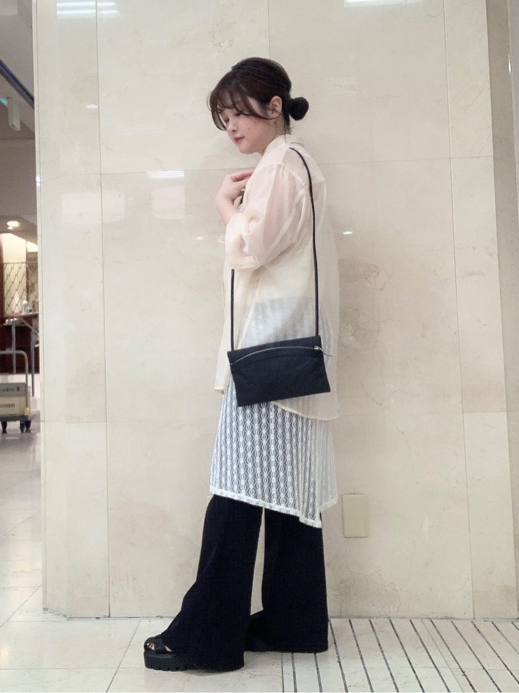 mさんの「HIROKO HAYASHI｜BEFANA（ベファーナ）ショルダーバッグ」を使ったコーディネート