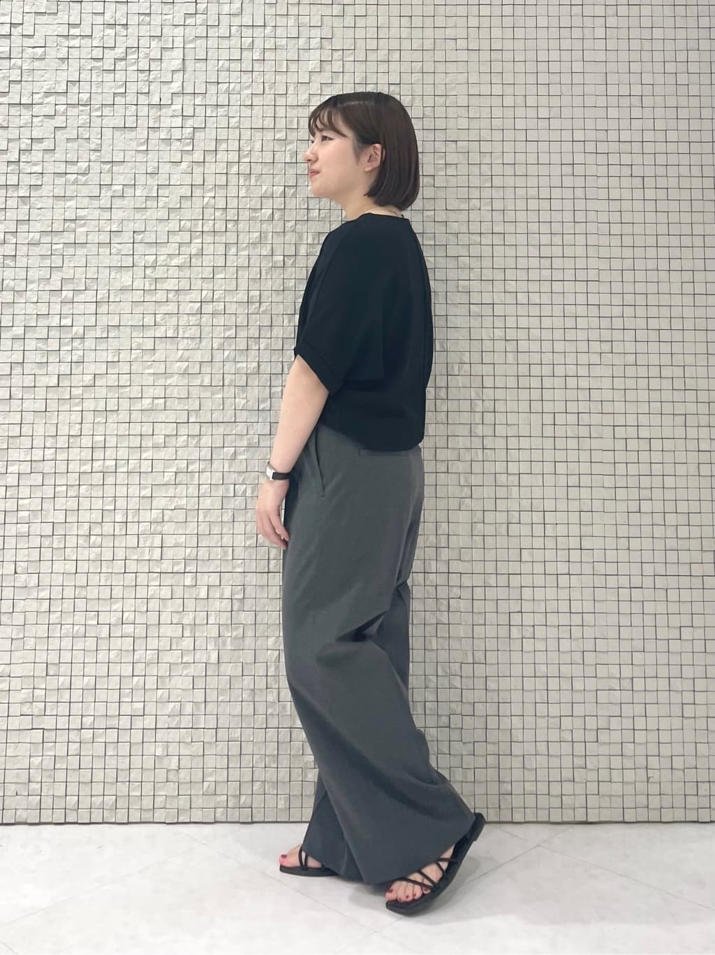 sakuさんの「INDIVI｜【セレモニーにおすすめ！】パール調トップネックレス」を使ったコーディネート