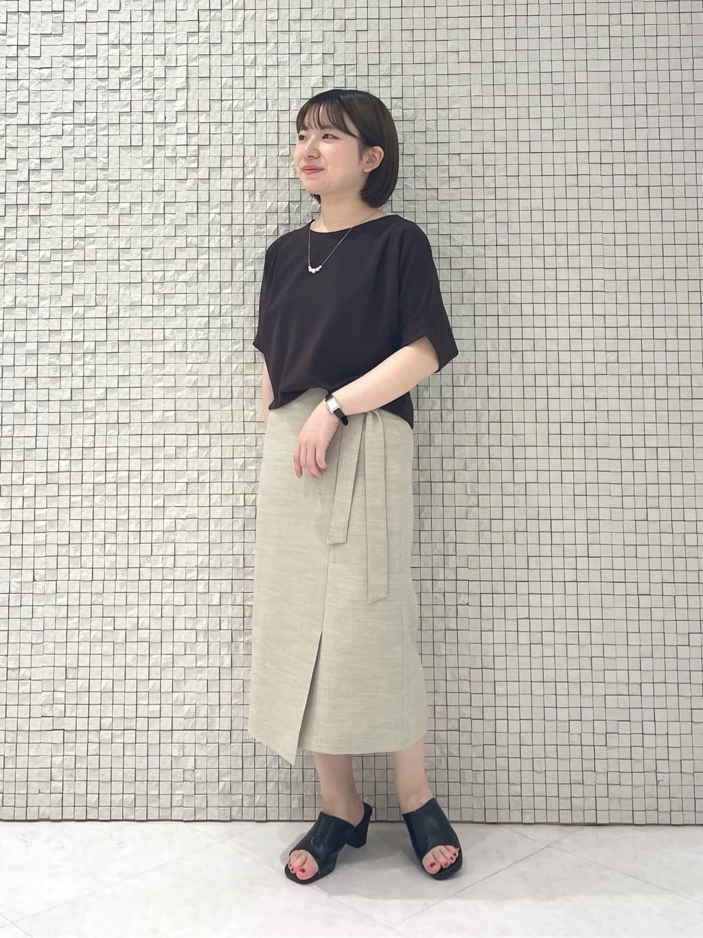 sakuさんの「INDIVI｜【セレモニーにおすすめ！】パール調トップネックレス」を使ったコーディネート