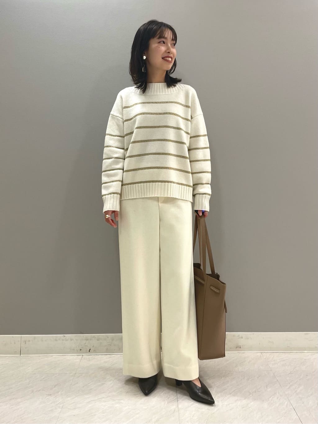 ねねさんの「INDIVI｜【定番人気！/名品コート/日本製】ウール100%チェスターコート」を使ったコーディネート