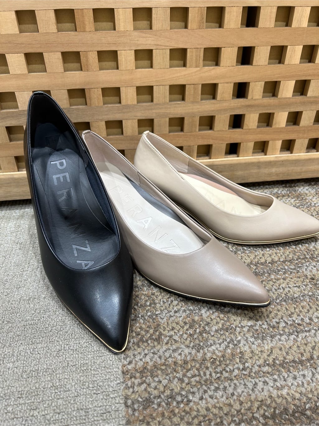 takeさんの「ESPERANZA｜【レイン対応/12時間パンプス】約5.5cm　歩きやすくて疲れにくい」を使ったコーディネート