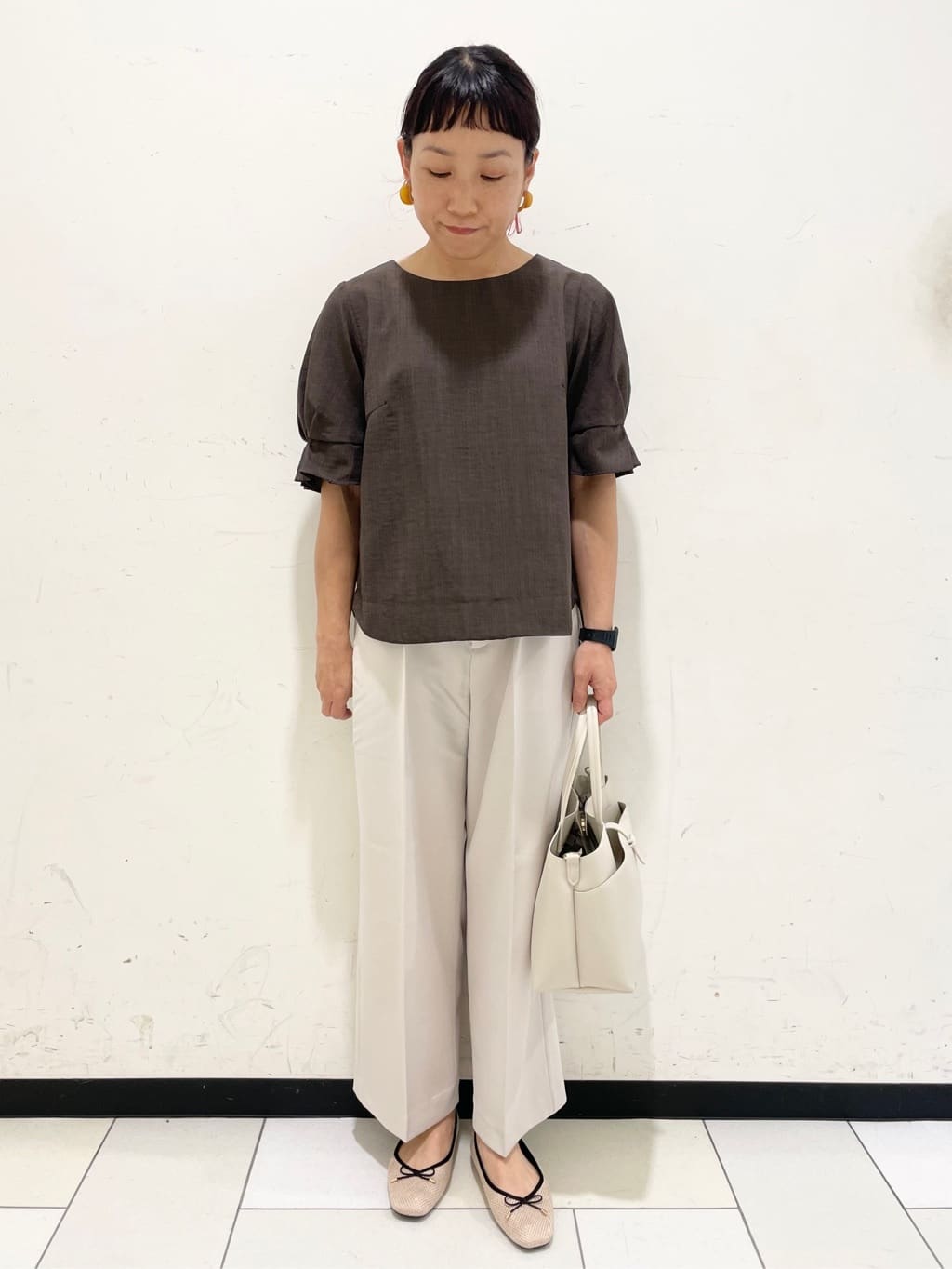 しーさんさんの「OPAQUE.CLIP｜《新色追加》タックスリーブブラウス【洗濯機洗い可／吸水速乾／防シワ／抗ピル】」を使ったコーディネート
