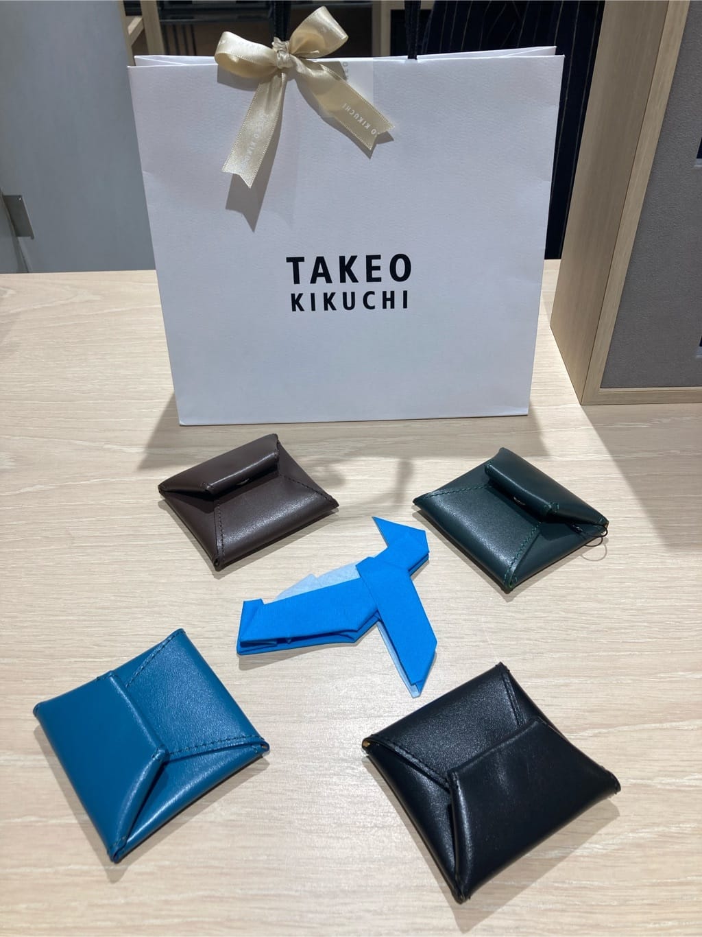 KDDさんの「TAKEO KIKUCHI｜【キーリング付】メランジ　大人トートバッグ」を使ったコーディネート