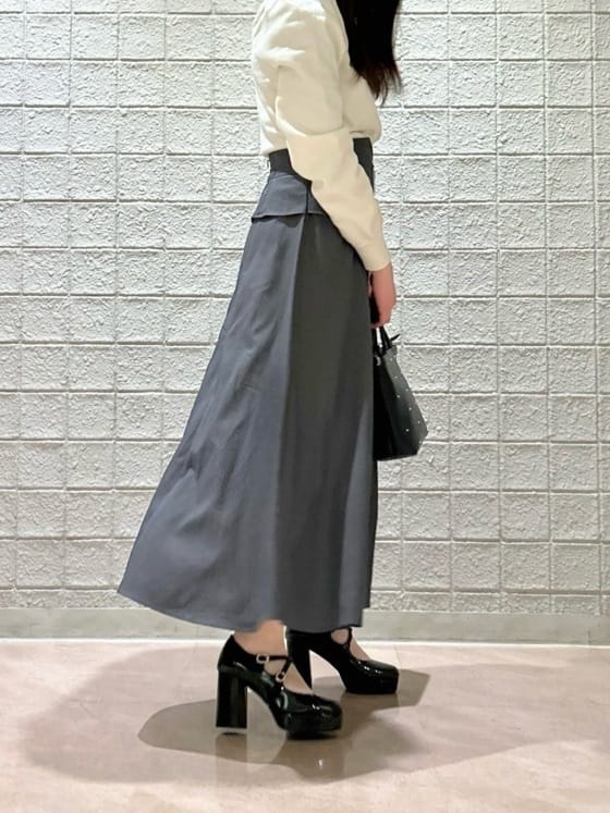 takeさんの「ESPERANZA｜クロスダブルバックル厚底パンプス 結婚式二次会 パーティー 25SS」を使ったコーディネート