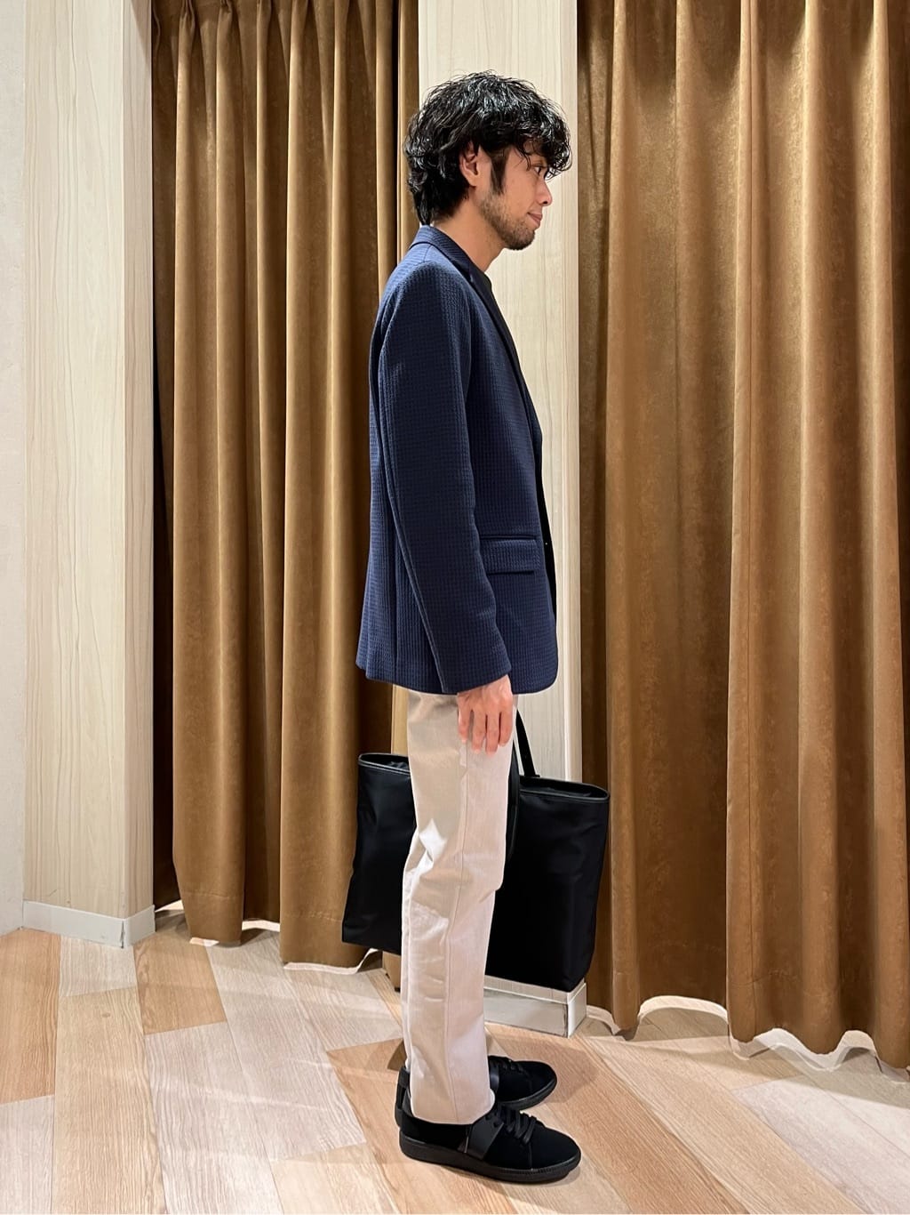 URAさんの「TAKEO KIKUCHI｜【抗菌防臭】クロスウィーブ ジャケット」を使ったコーディネート