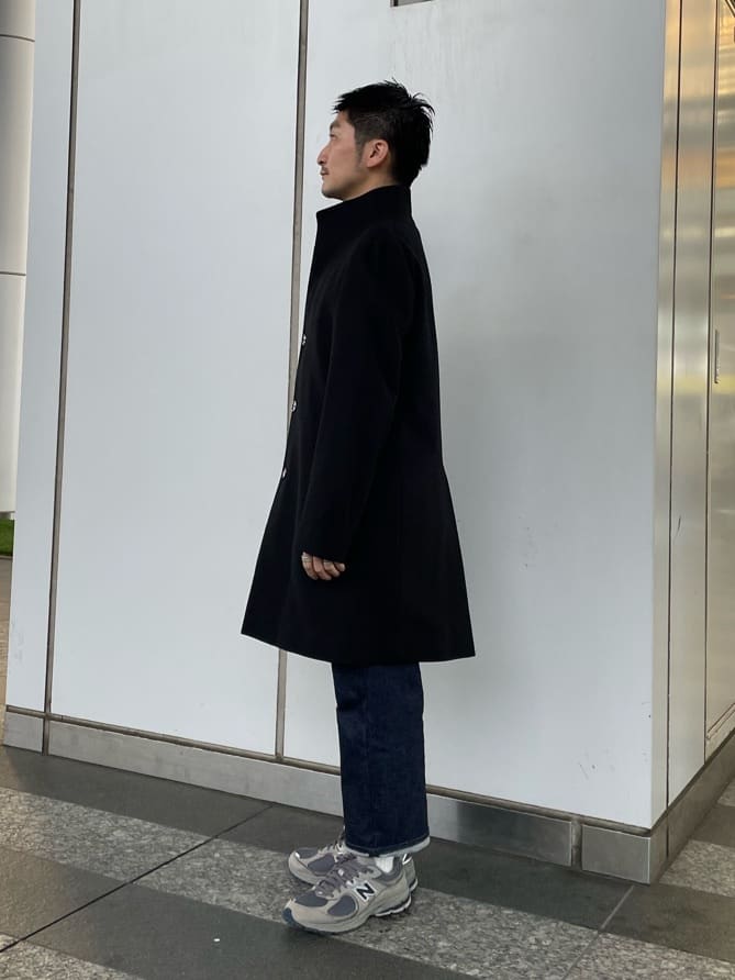 加藤裕樹さんの「TAKEO KIKUCHI｜【ウールカシミヤブレンド】ビーバー調 スタンドカラー コート」を使ったコーディネート
