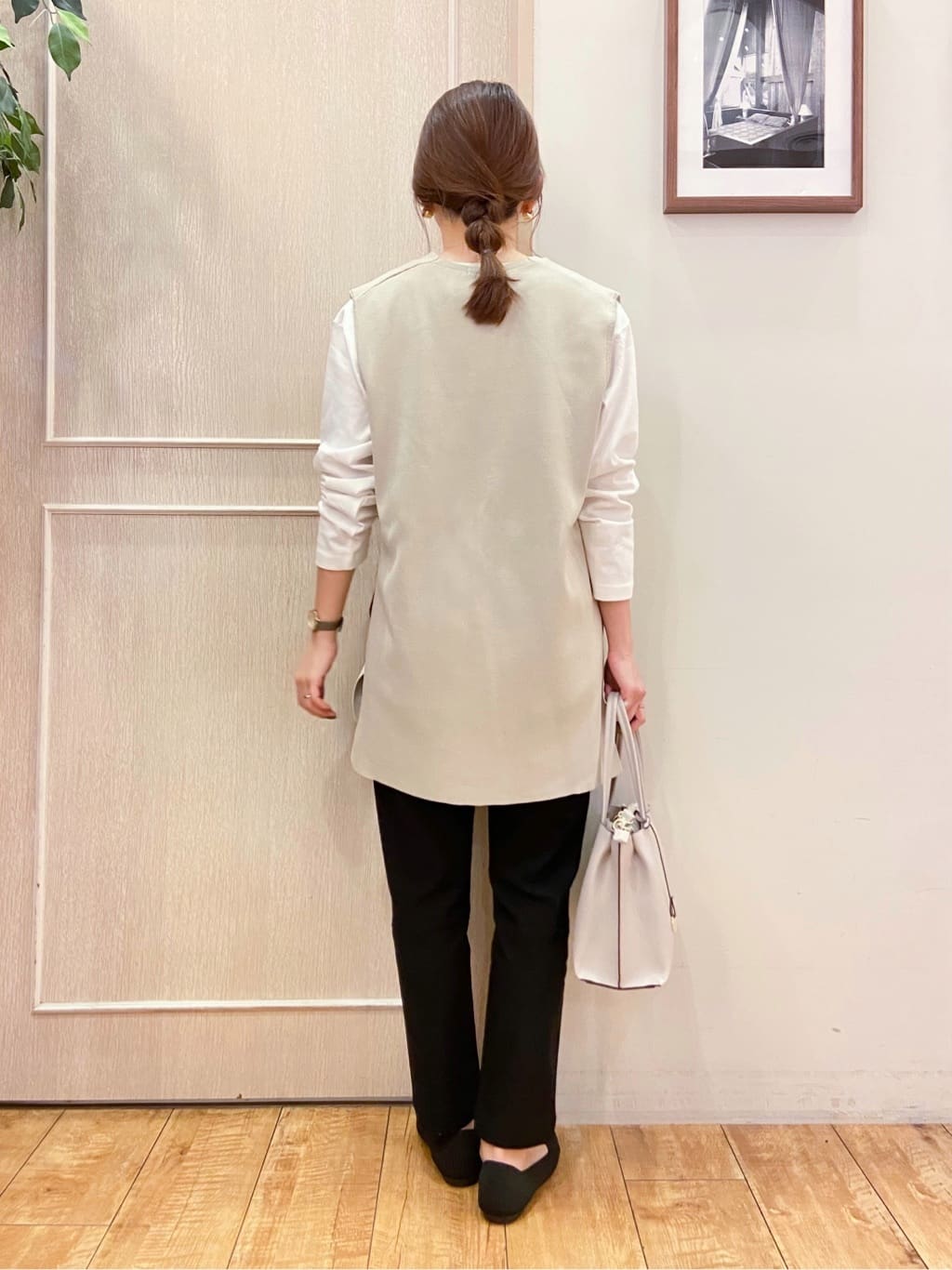 なみさんの「SHOO･LA･RUE｜【SS-3L/無理せずスリム】 ぐんぐん伸びる イージーテーパードパンツ」を使ったコーディネート