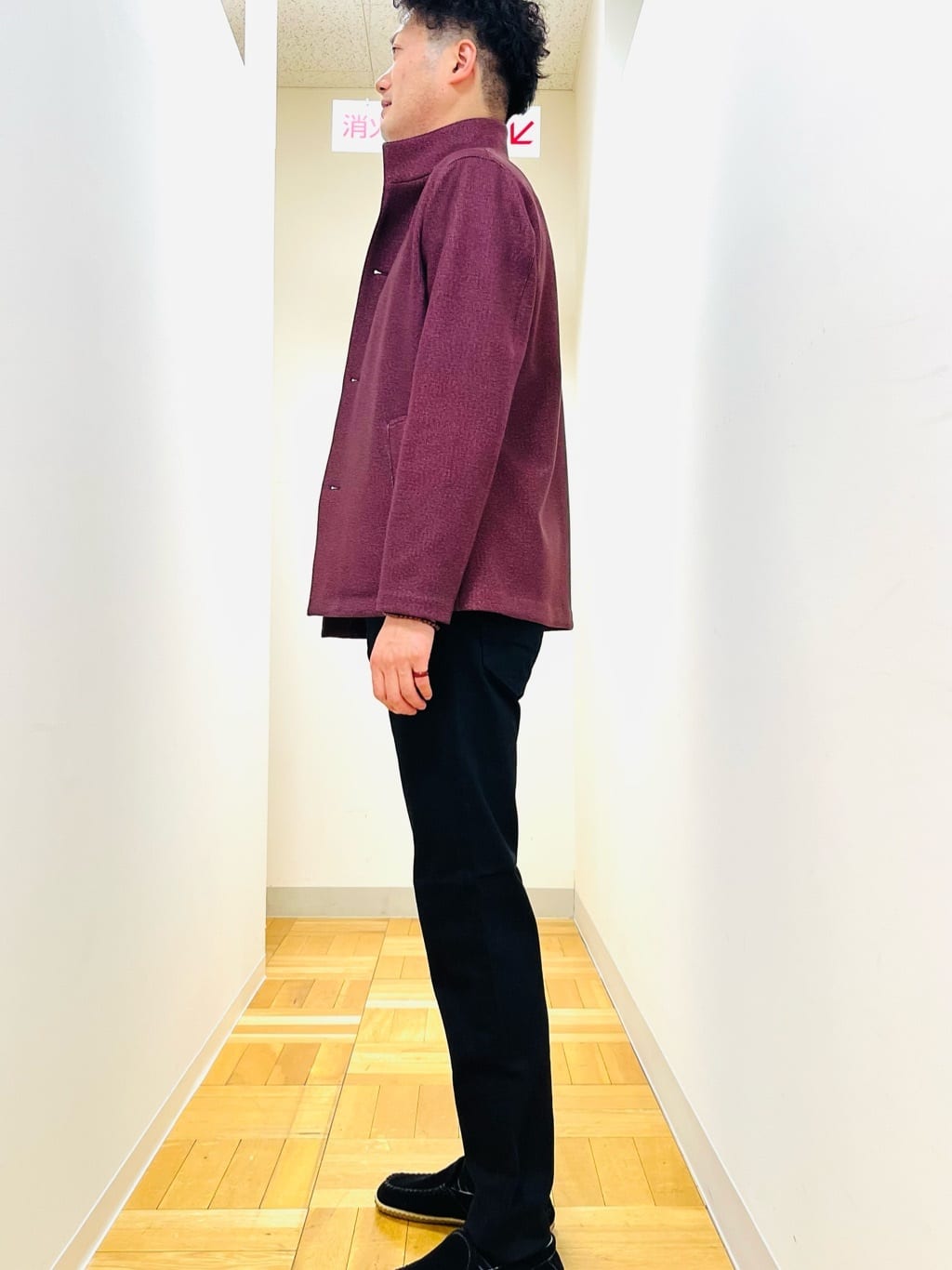 晃さんの「TAKEO KIKUCHI｜【DOWN FABRIC】ダウンファブリック スタンドカラーブルゾン」を使ったコーディネート