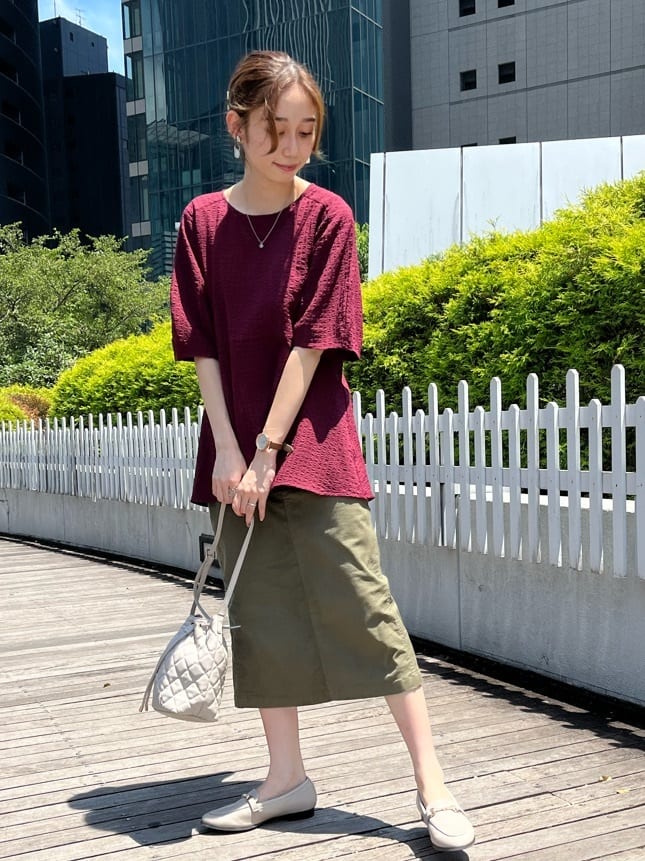 ぶまりんさんの「OPAQUE.CLIP｜オーガニックコットン混 ベイカースカート【洗濯機洗い可／ストレッチ】」を使ったコーディネート
