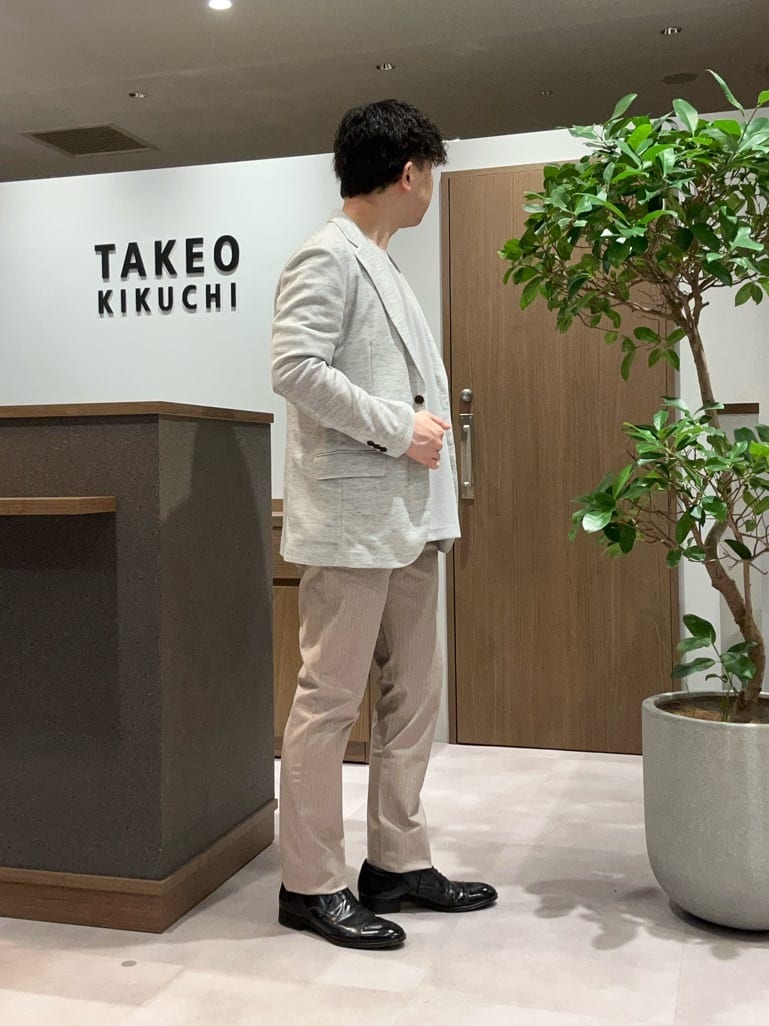 コウノ モトヤさんの「TAKEO KIKUCHI｜【尾州織】リネンブレンド メッシュ ジャケット」を使ったコーディネート