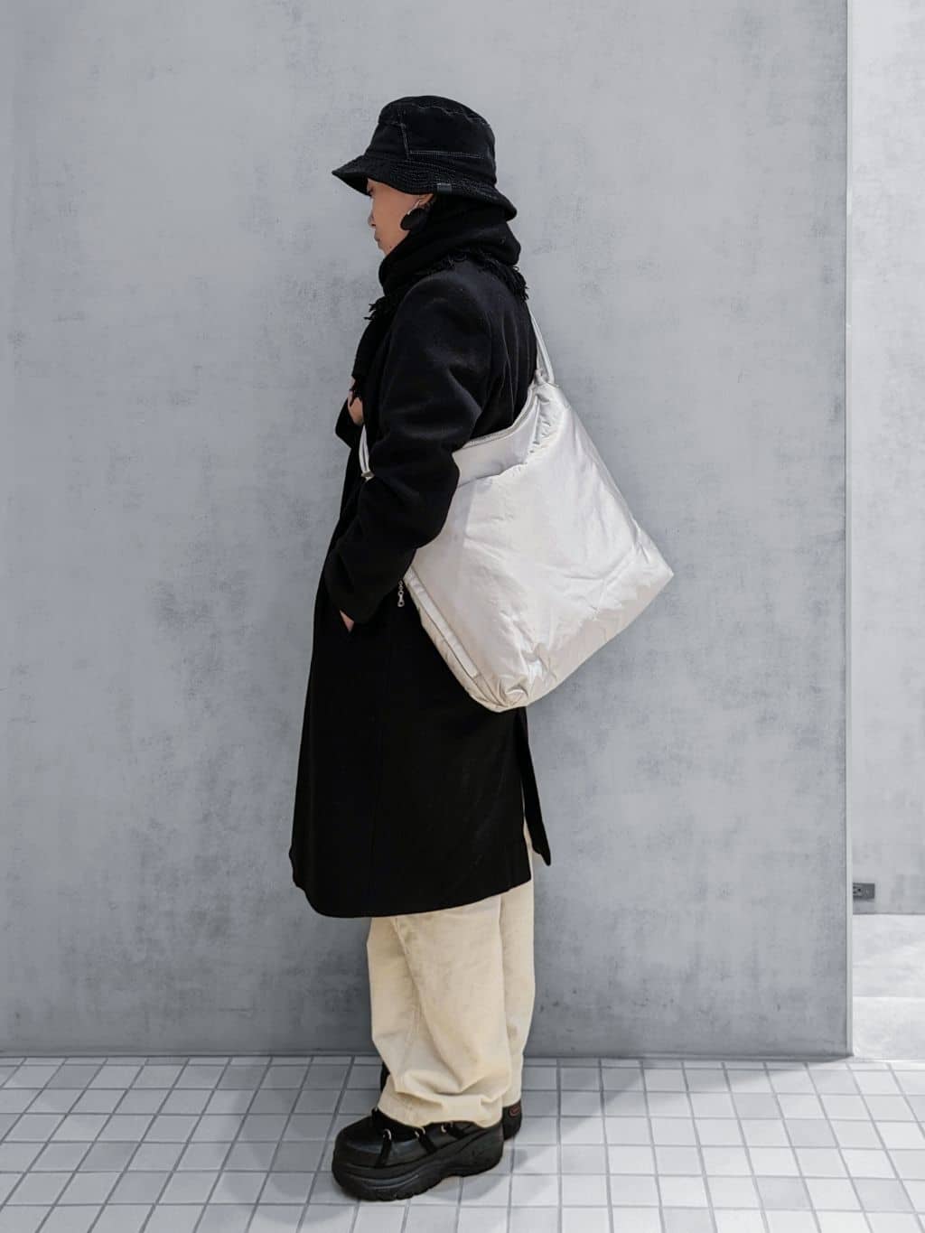 MTさんの「HIROKO HAYASHI｜ENORME（エノルメ）ショルダーバッグ」を使ったコーディネート