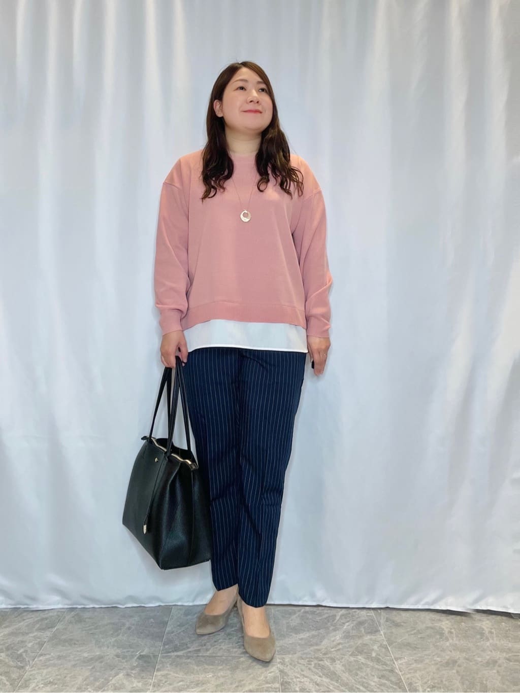 Ayaさんの「SHOO･LA･RUE｜【洗える/SS-3L】すっきりキレイにかっこよく 大人のテーパードパンツ」を使ったコーディネート