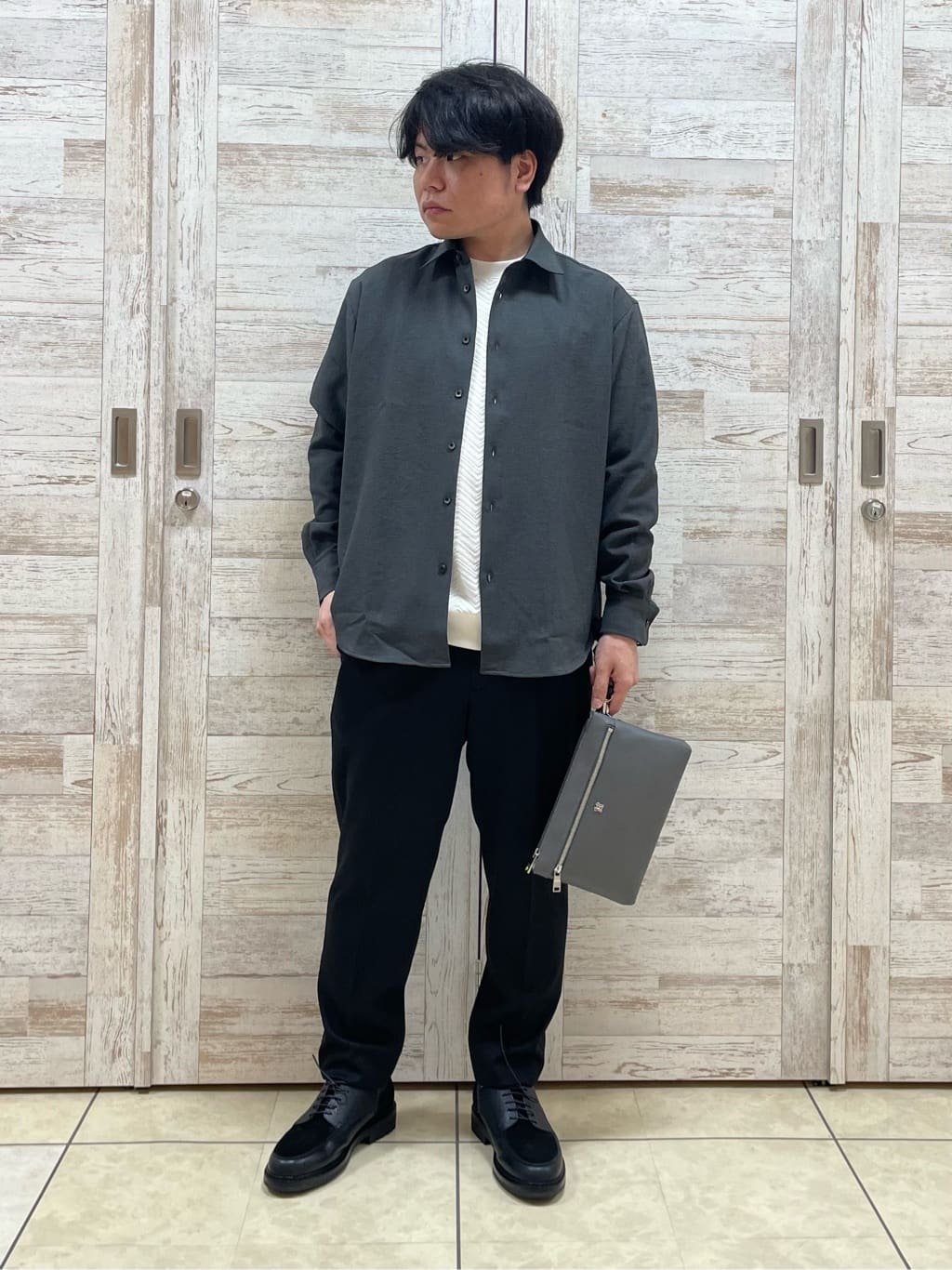 Suehiroさんの「TAKEO KIKUCHI｜」を使ったコーディネート