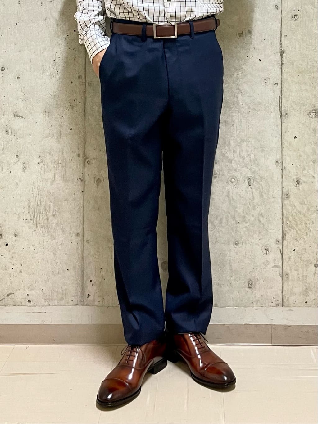 すずきさんの「TAKEO KIKUCHI｜シャイニー ウインドウペン パンツ」を使ったコーディネート